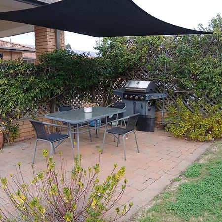 Aaron Inn Motel Narrabri Dış mekan fotoğraf