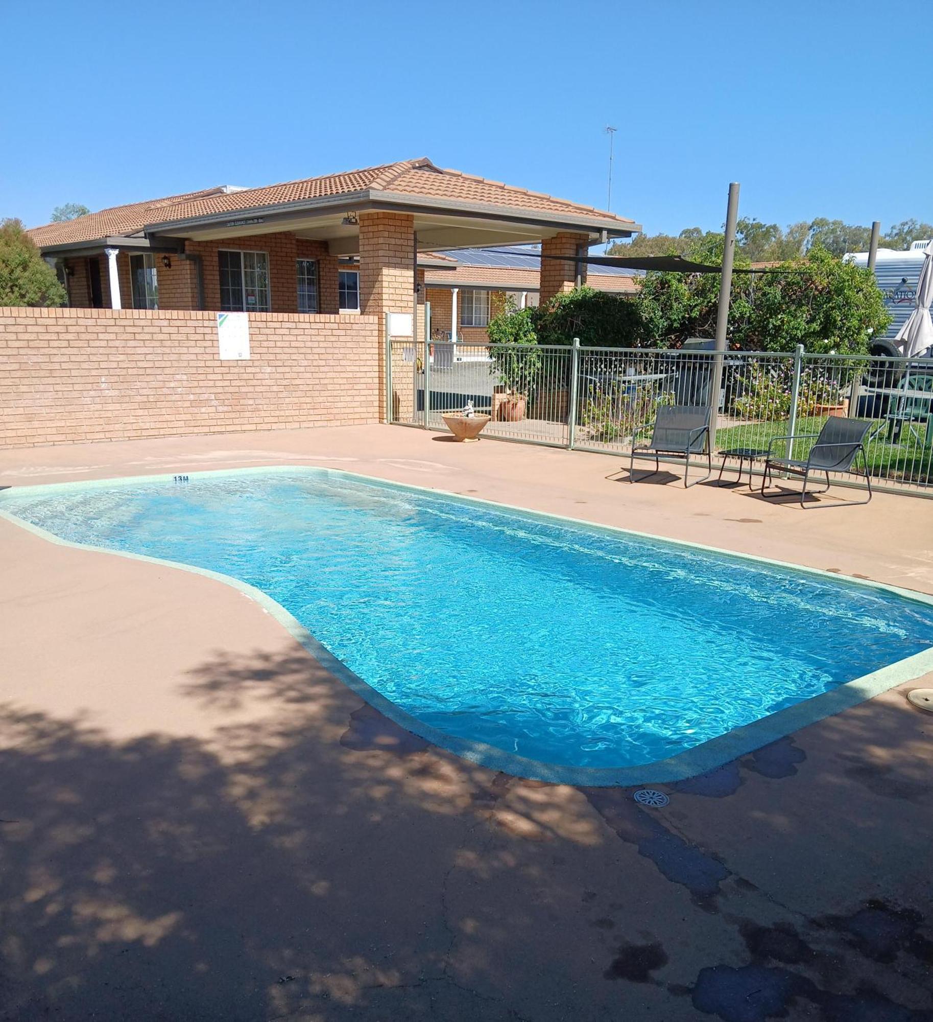Aaron Inn Motel Narrabri Dış mekan fotoğraf
